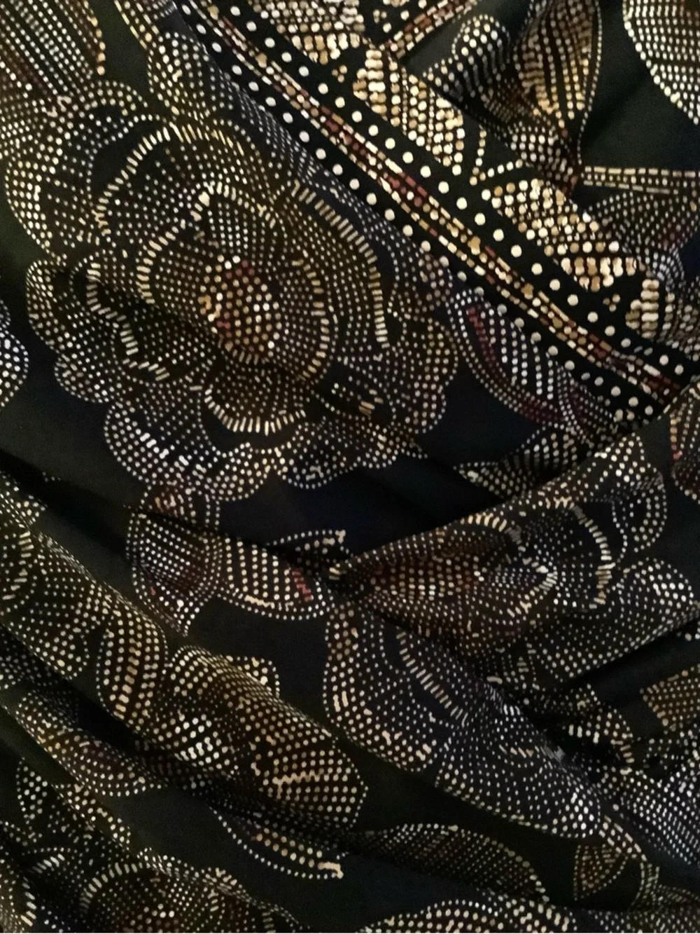 MIRACLE SUIT Petal Pusher Gali Black & Gold Foam Cup V-Neck One Piece swimsuit - Picture 12 of 13